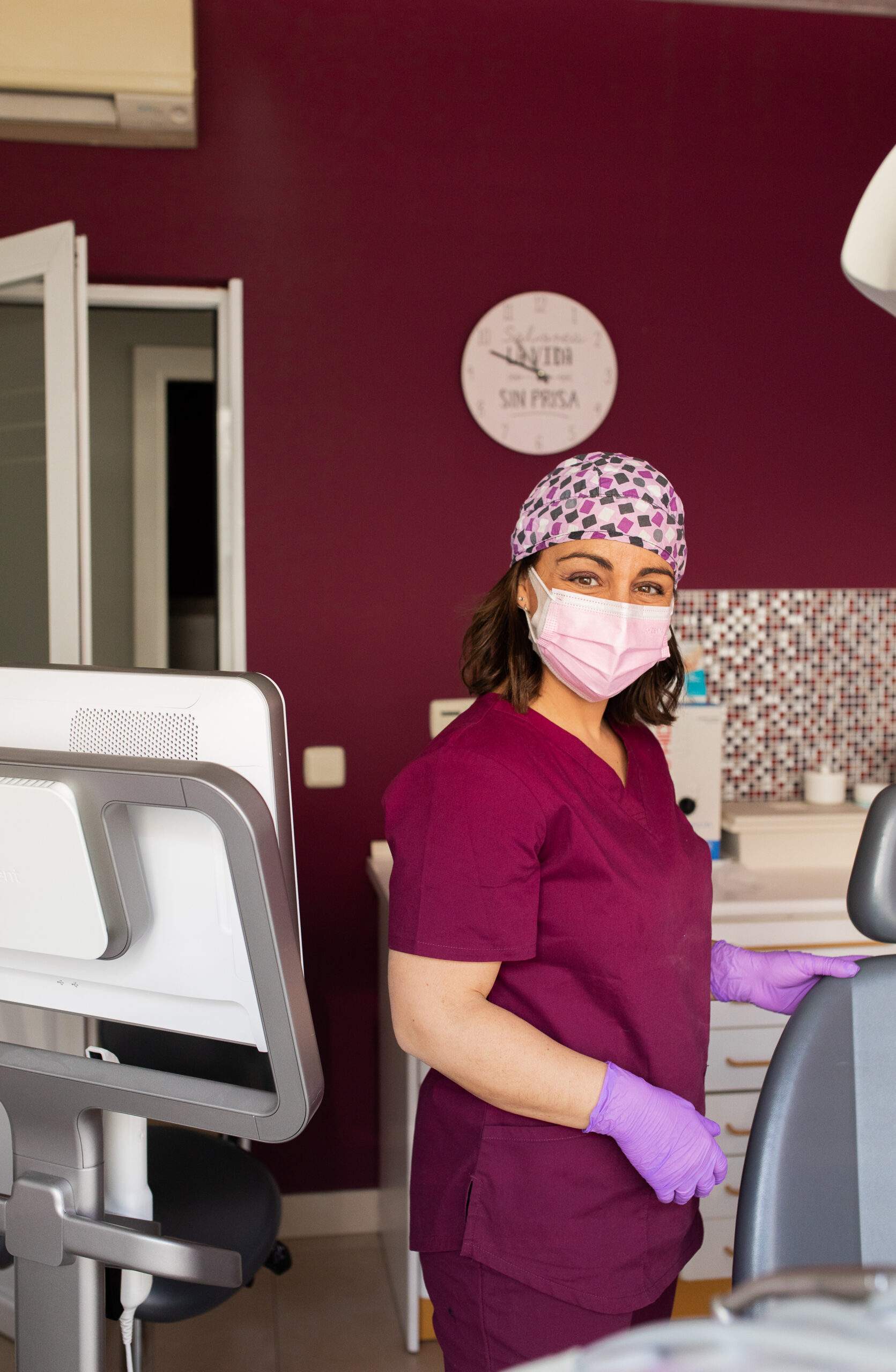 Implantes Dentales con facilidades de pago en Villaverde